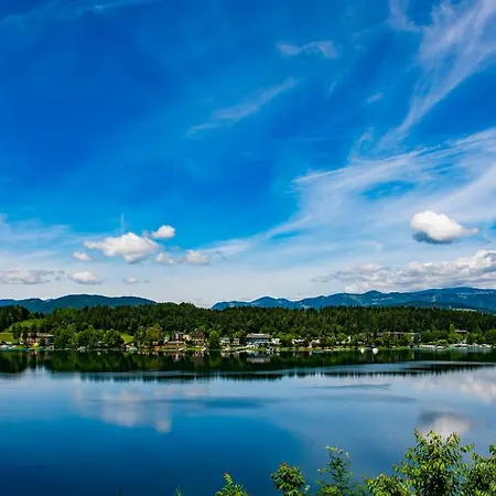 Lindenhof Gasthof-pension In Unterburg 招待所 3*