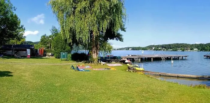 Lindenhof Gasthof-pension In Unterburg Guest house Unterburg am Klopeiner See