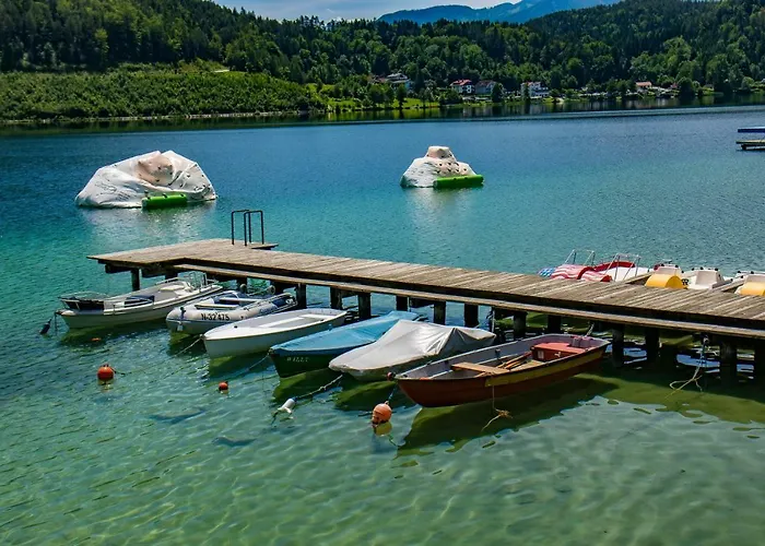 Guest house Lindenhof Gasthof-pension In Unterburg