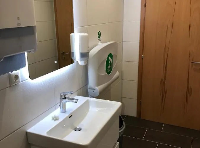 Penzion Lindenhof Gasthof-pension In Unterburg